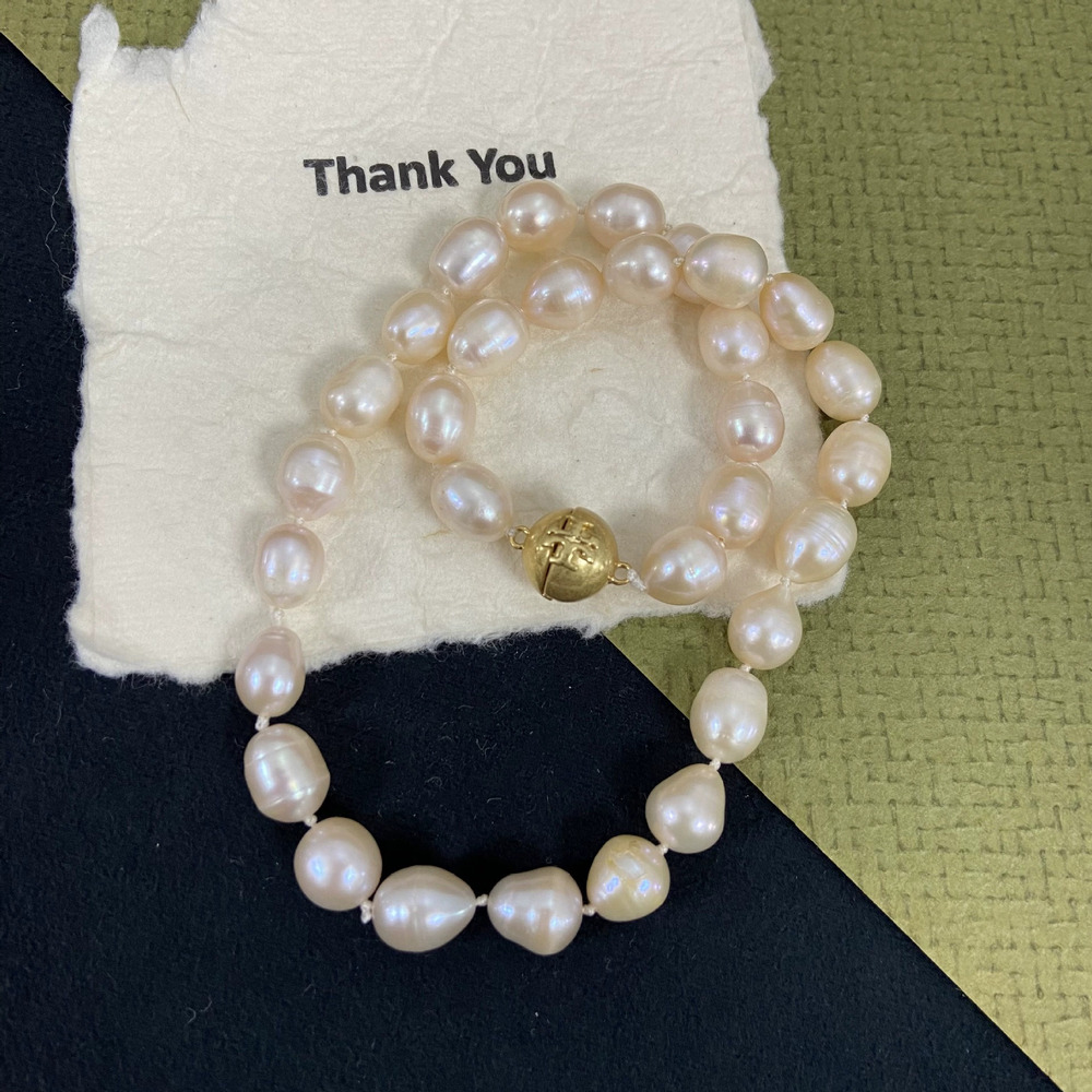 Tory Burch Trendy Pearl Necklace